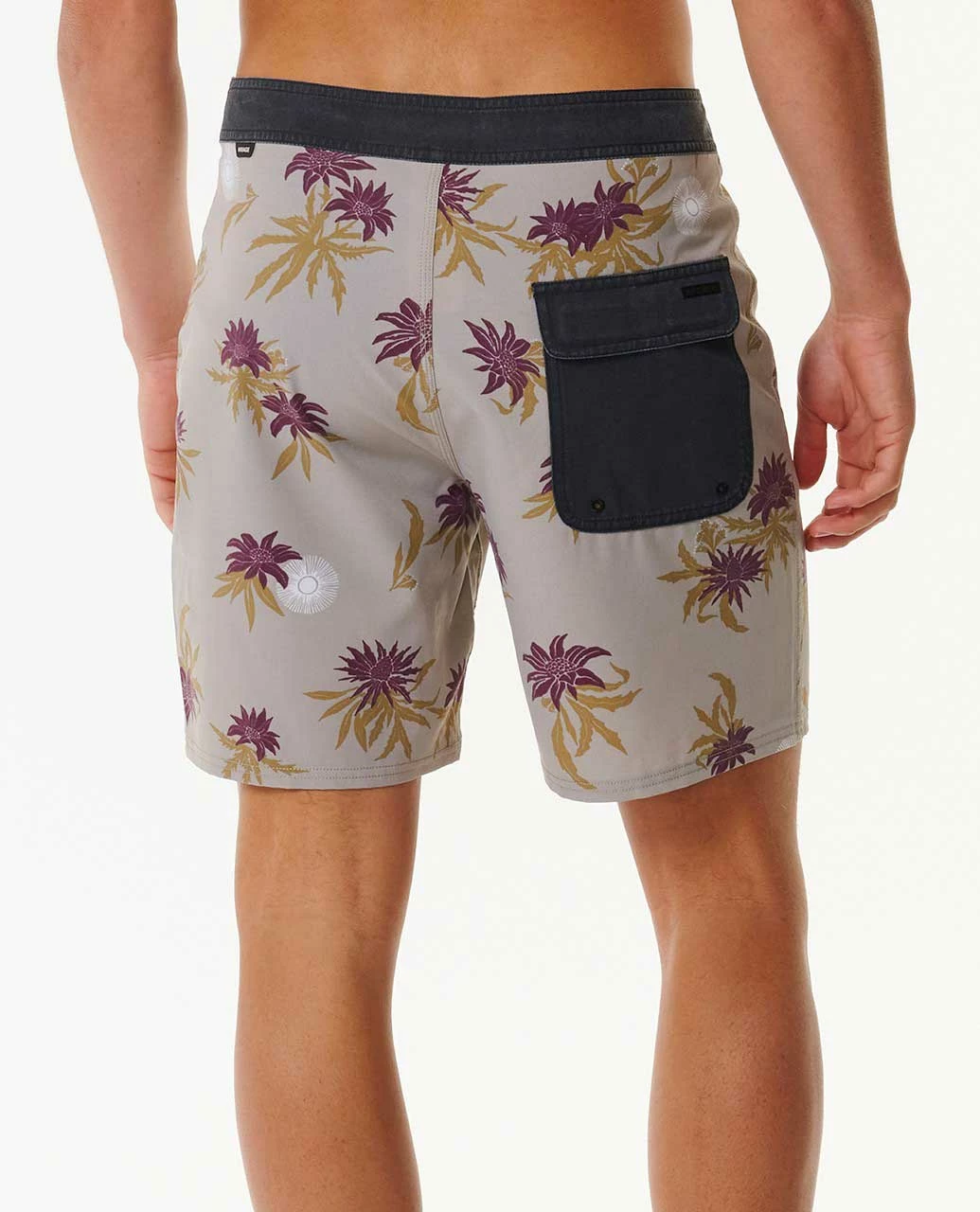 Mirage Sun Razed Floral 19" Boardshorts - Image 3